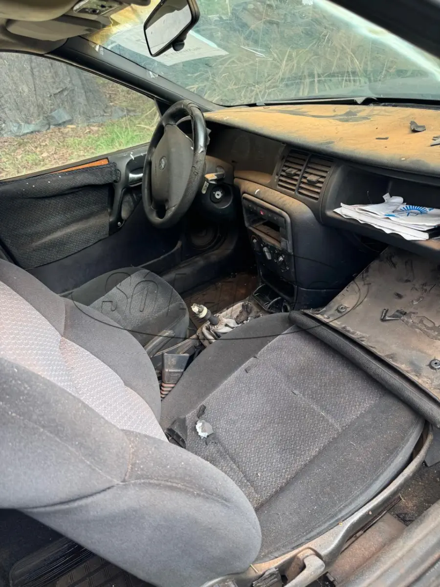 LOTE 014 - AUTOMÓVEIS