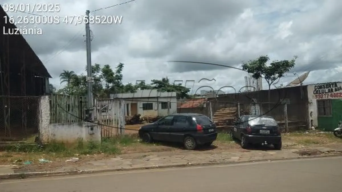 LOTE 100 - GO/LUZIANIA/CASA