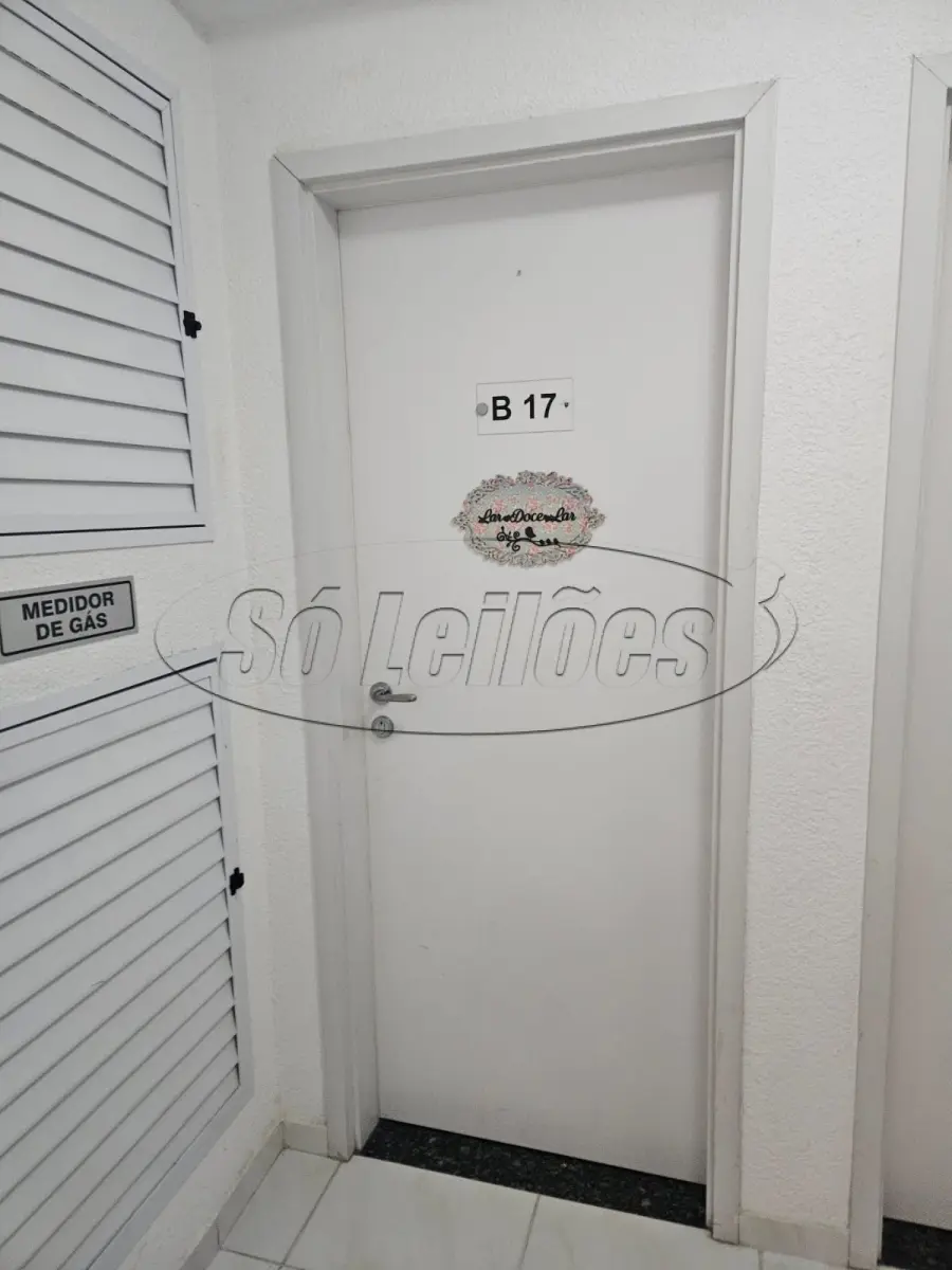 LOTE 001 - Apartamento