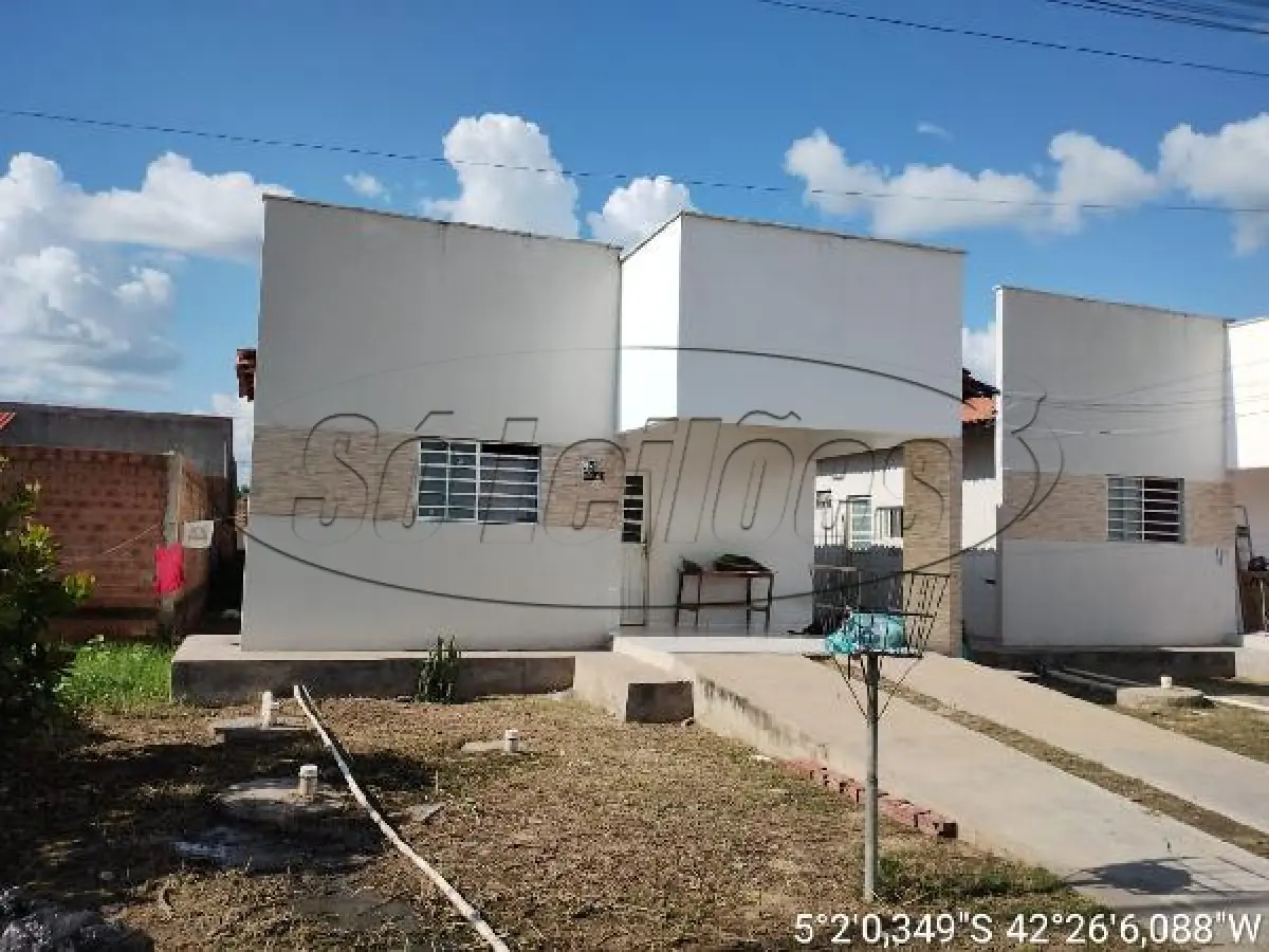 LOTE 225 - PI/ALTOS/CASA