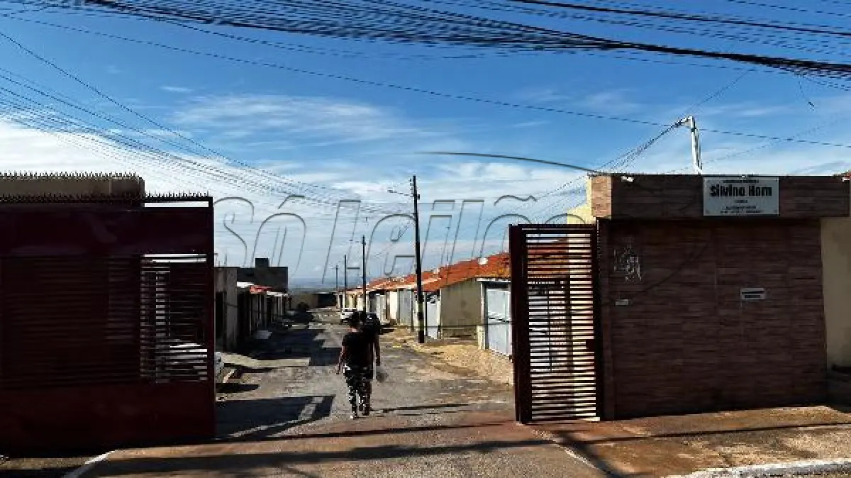 LOTE 129 - GO/VALPARAISO DE GOIAS/CASA