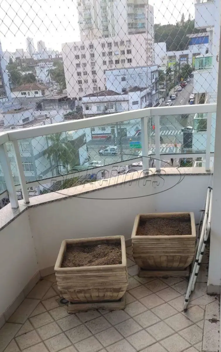 LOTE 001 - Apartamento