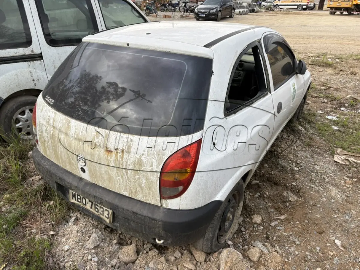 LOTE 012 - Automóvel