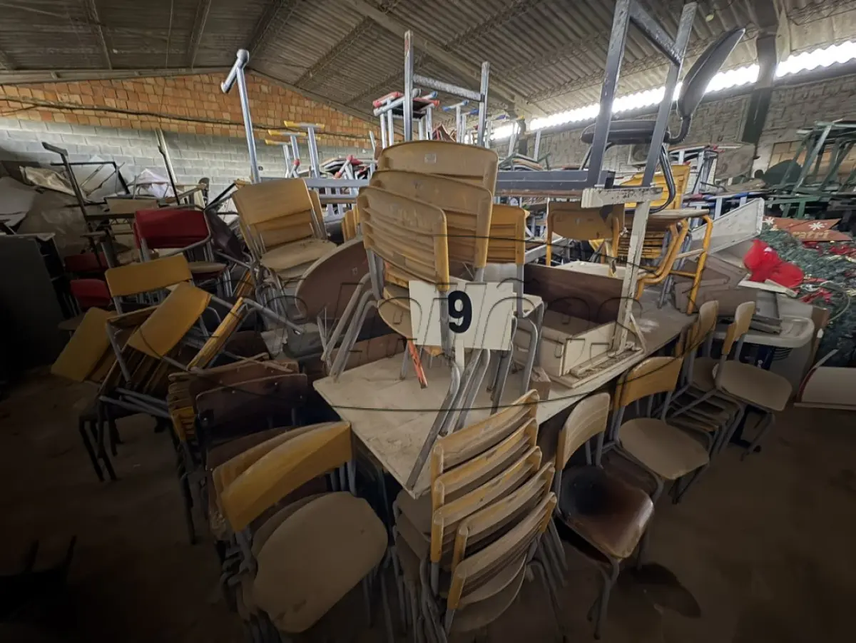 LOTE 009 - Sucata