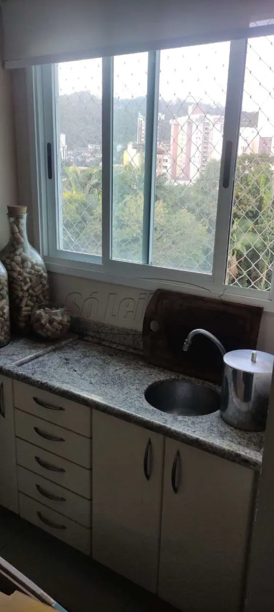 LOTE 001 - Apartamento