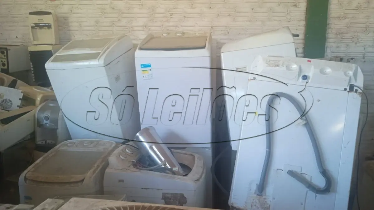 LOTE 010 - Sucata