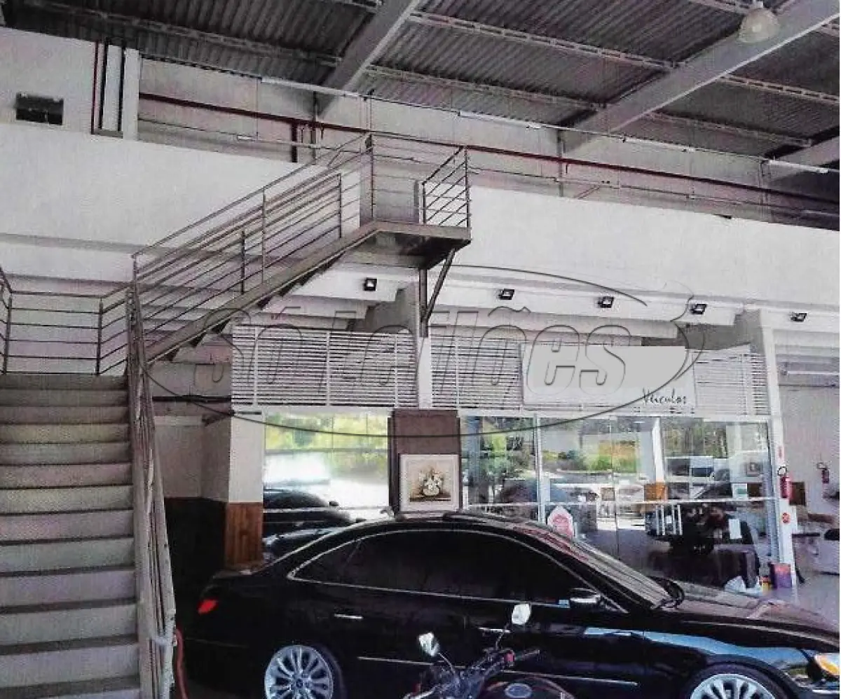 LOTE 001 - Terreno e Galpão