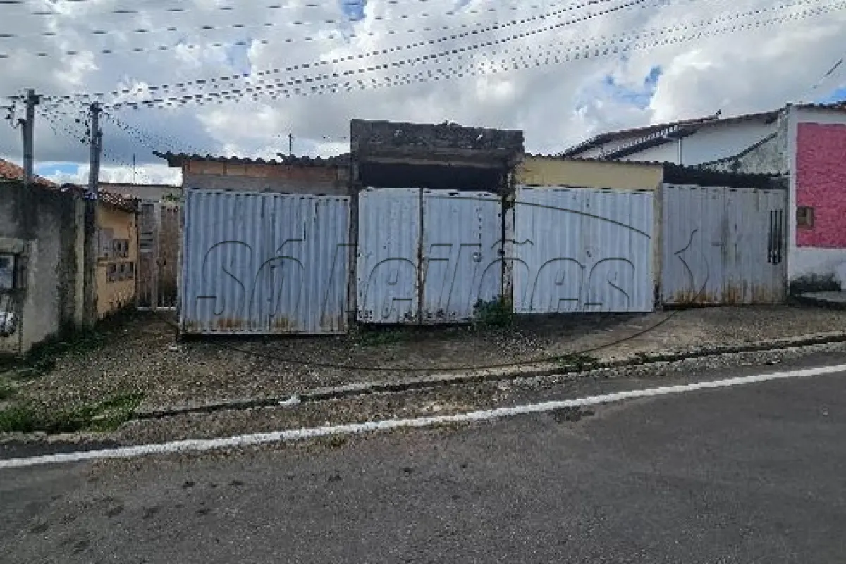 LOTE 122 - MG / ESMERALDAS / CASA