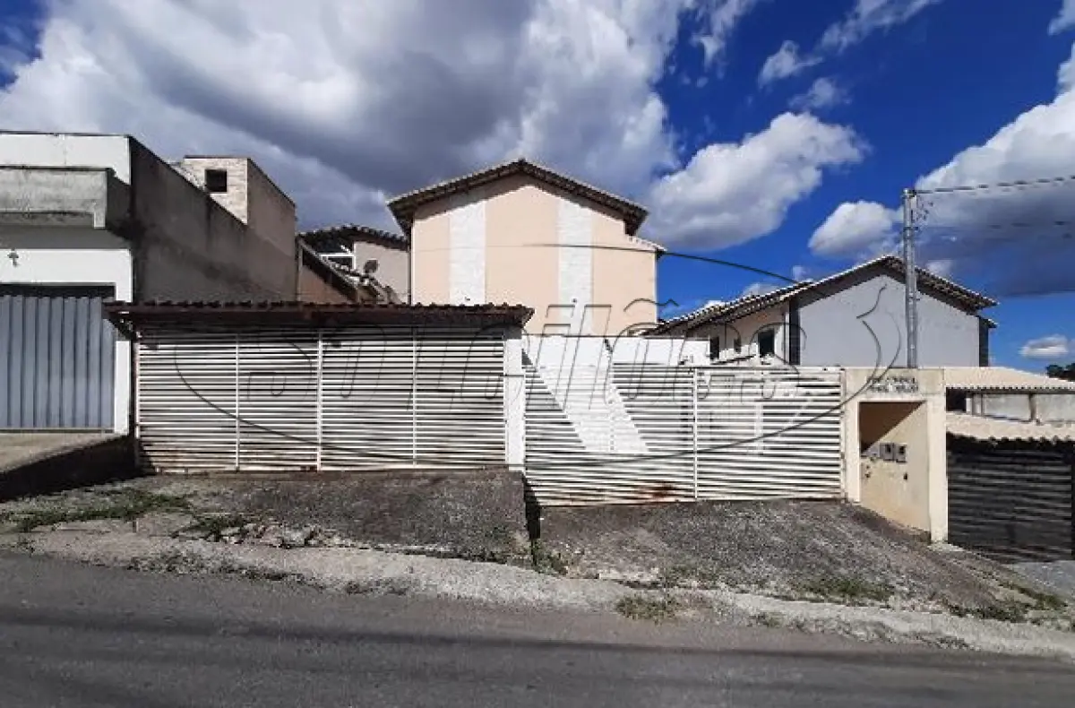 LOTE 119 - MG / ESMERALDAS / CASA