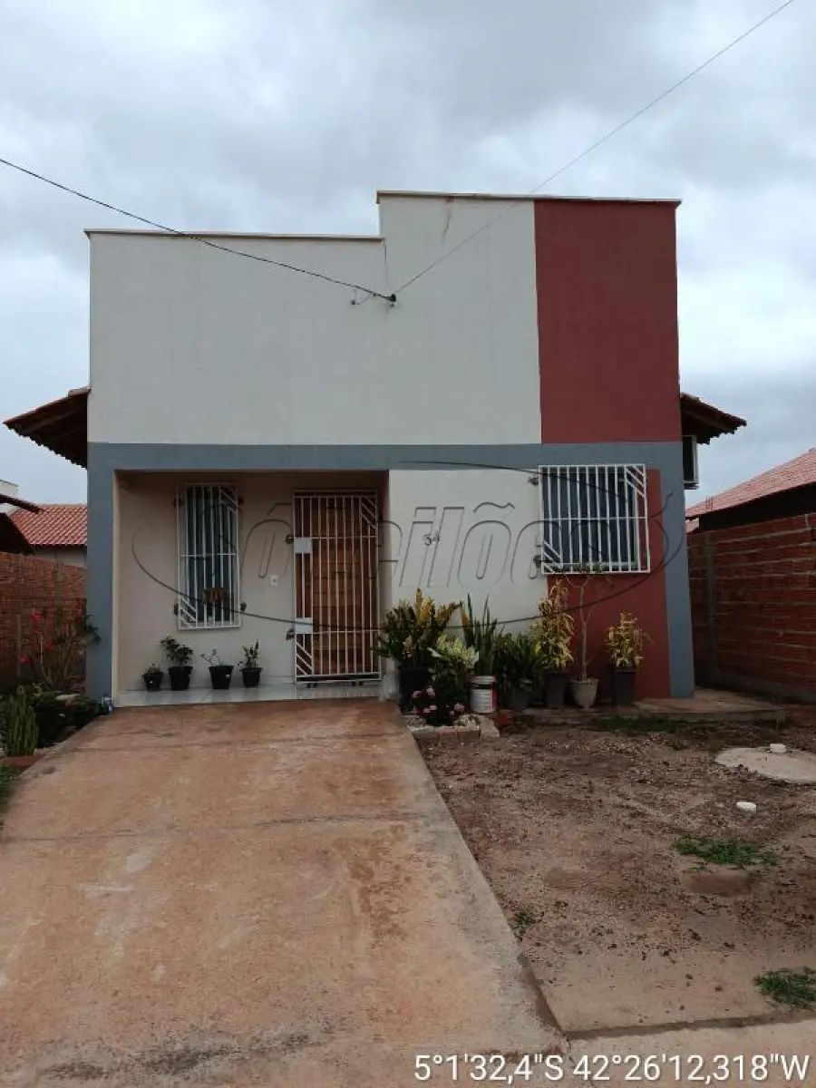 LOTE 211 - PI / ALTAS / CASA