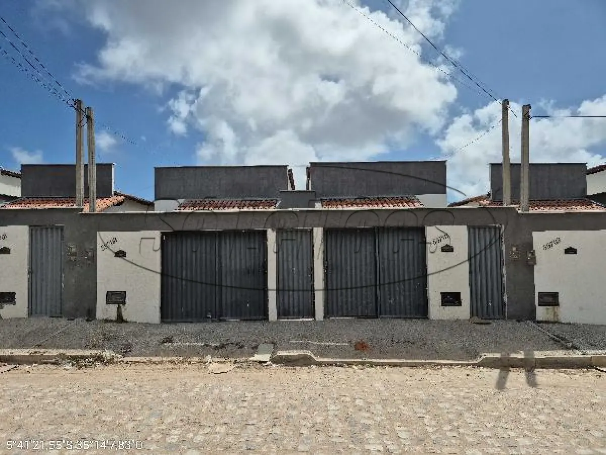 LOTE 351 - RN / EXTREMOZ / CASA