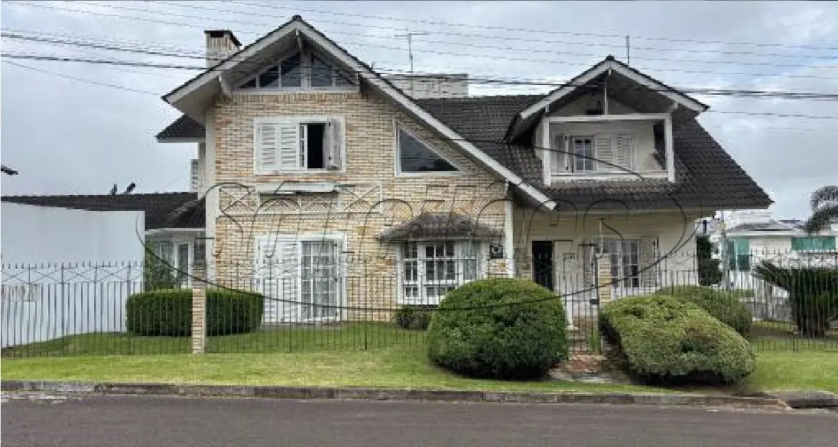 LOTE 001 - Terreno Edificado
