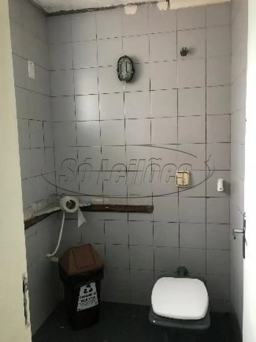 LOTE 003 - TERRENO EDIFICADO EM LAGUNA/SC (CASARÃO)
