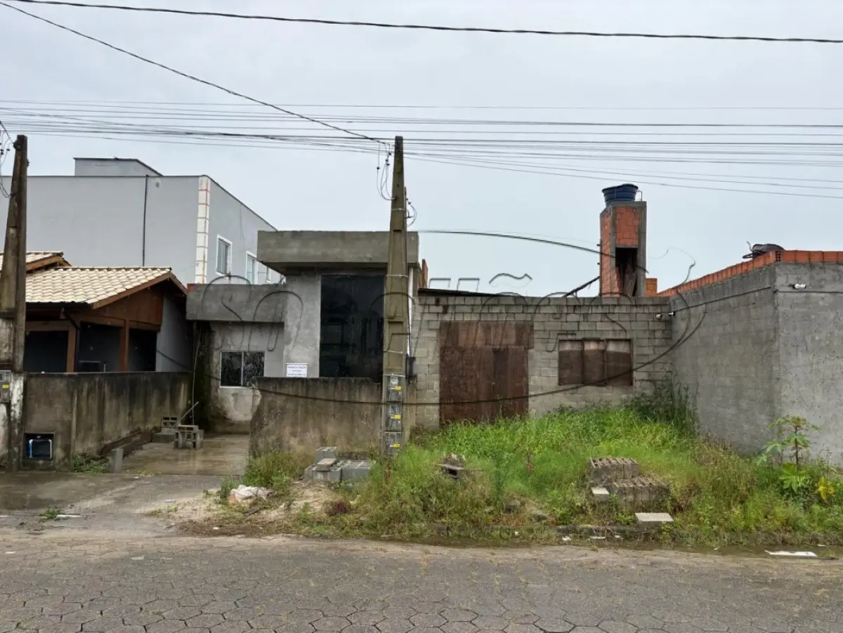LOTE 001 - Terreno Urbano