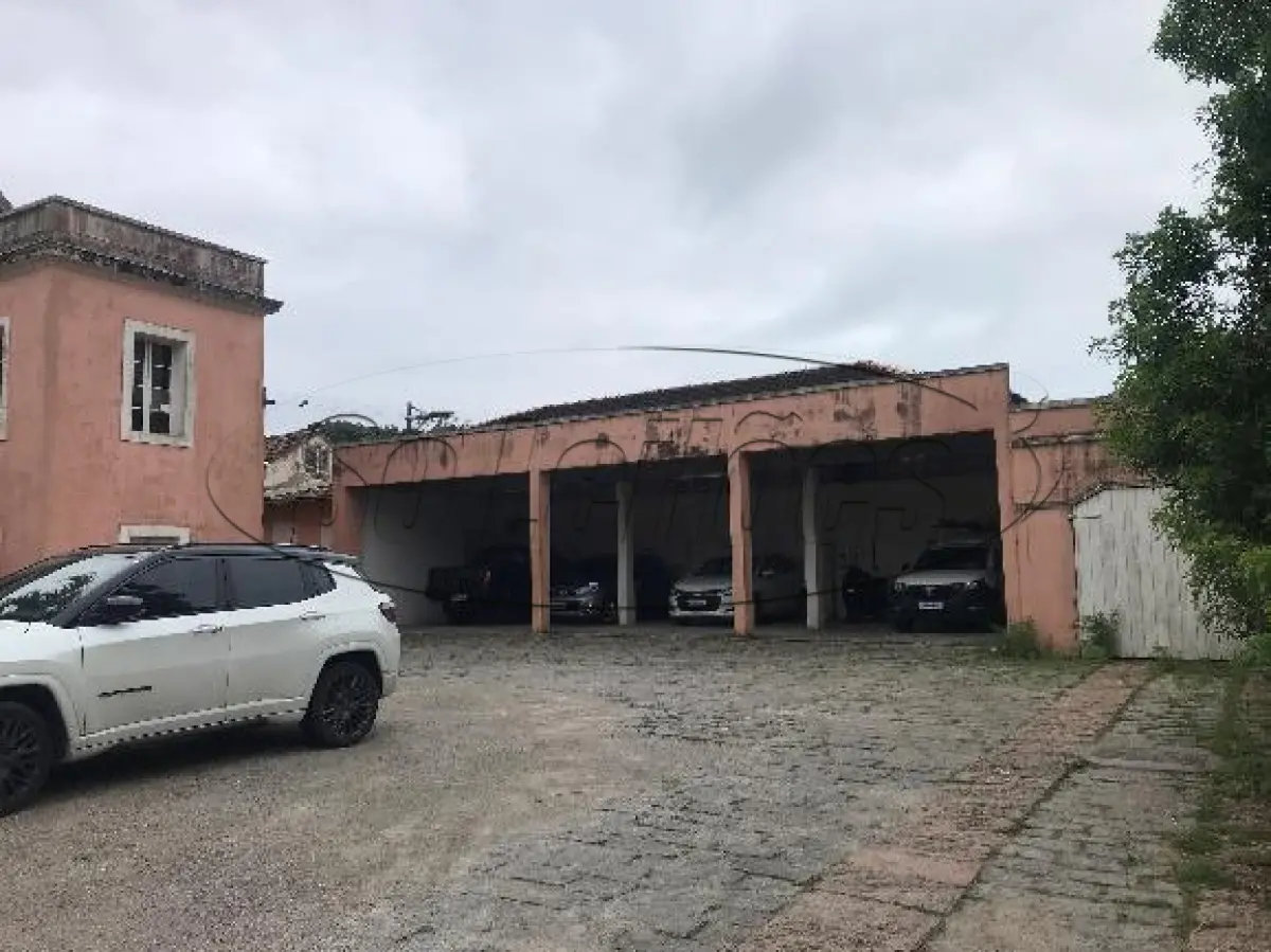LOTE 003 - TERRENO EDIFICADO EM LAGUNA/SC (CASARÃO)