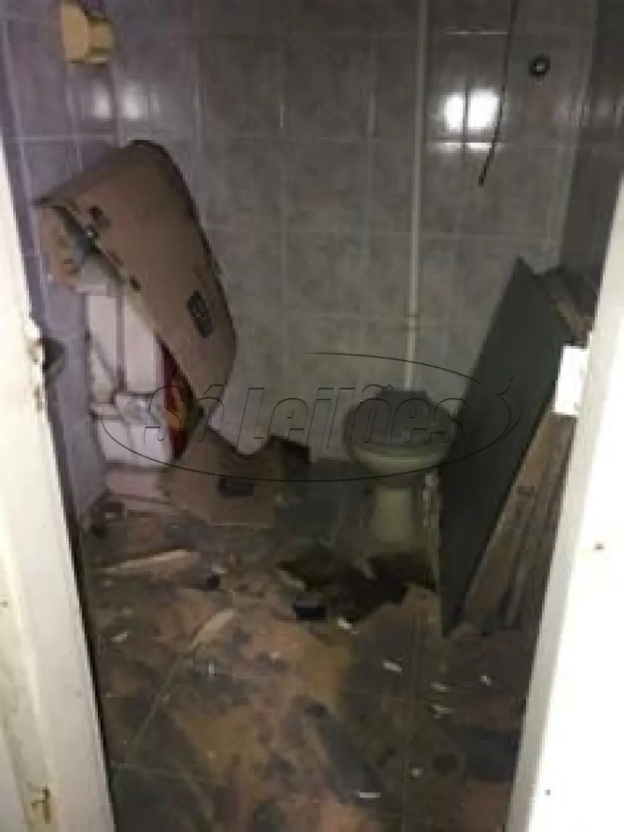 LOTE 003 - TERRENO EDIFICADO EM LAGUNA/SC (CASARÃO)