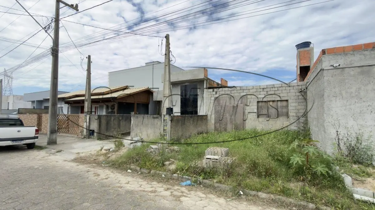 LOTE 001 - Terreno Urbano