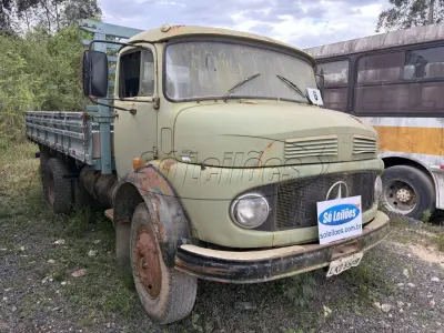 LOTE 006 - Caminhão