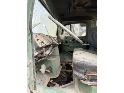 LOTE 006 - Caminhão