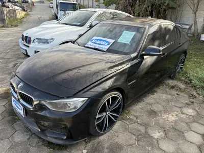 LOTE 005 - Automóvel
