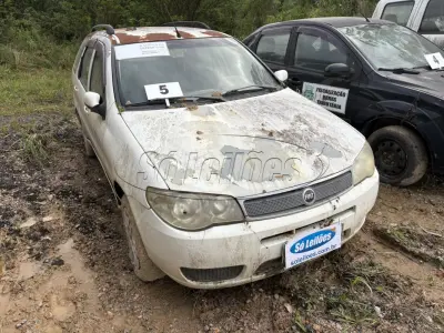 LOTE 005 - Automóvel