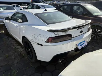 LOTE 004 - Automóvel