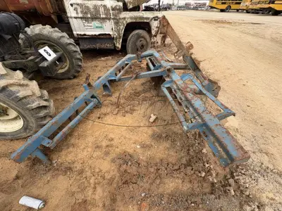 LOTE 017 - Agrícolas