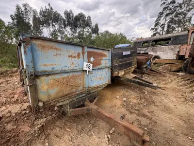 LOTE 018 - Equipamentos