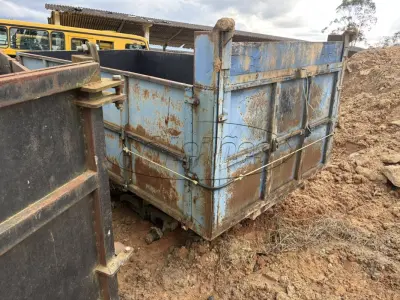 LOTE 018 - Equipamentos