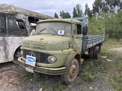 LOTE 006 - Caminhão