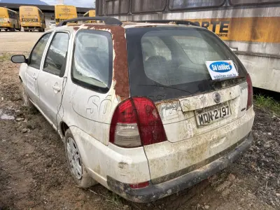 LOTE 005 - Automóvel