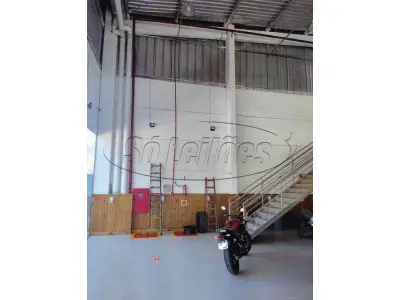 LOTE 001 - Terreno e Galpão