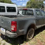 LOTE 036 - PICAPE