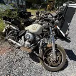 LOTE 044 - MOTOCICLETA