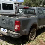 LOTE 036 - PICAPE