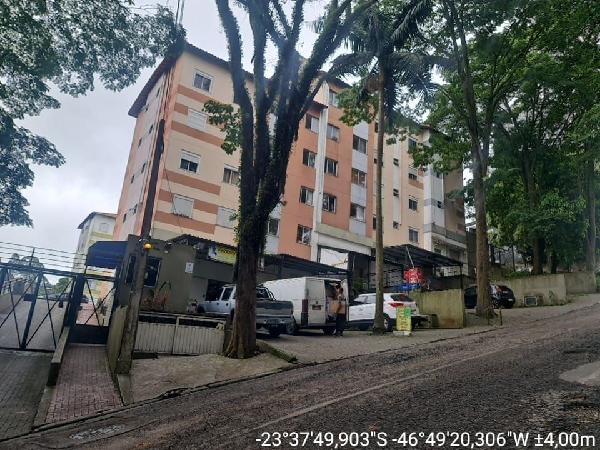 SP/EMBU DAS ARTES/APARTAMENTO