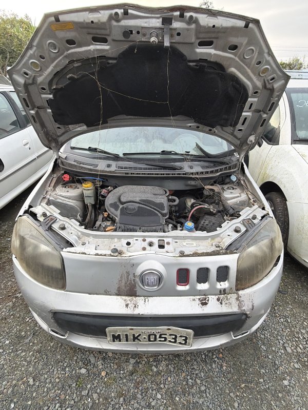 Foto de FIAT/UNO SPORTING 1.4